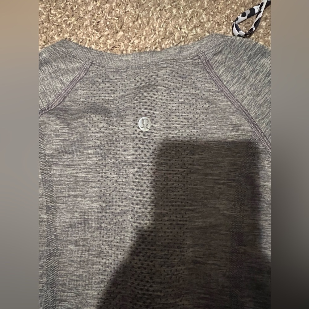 Lululemon Swiftly Tech Size 6 - image 3